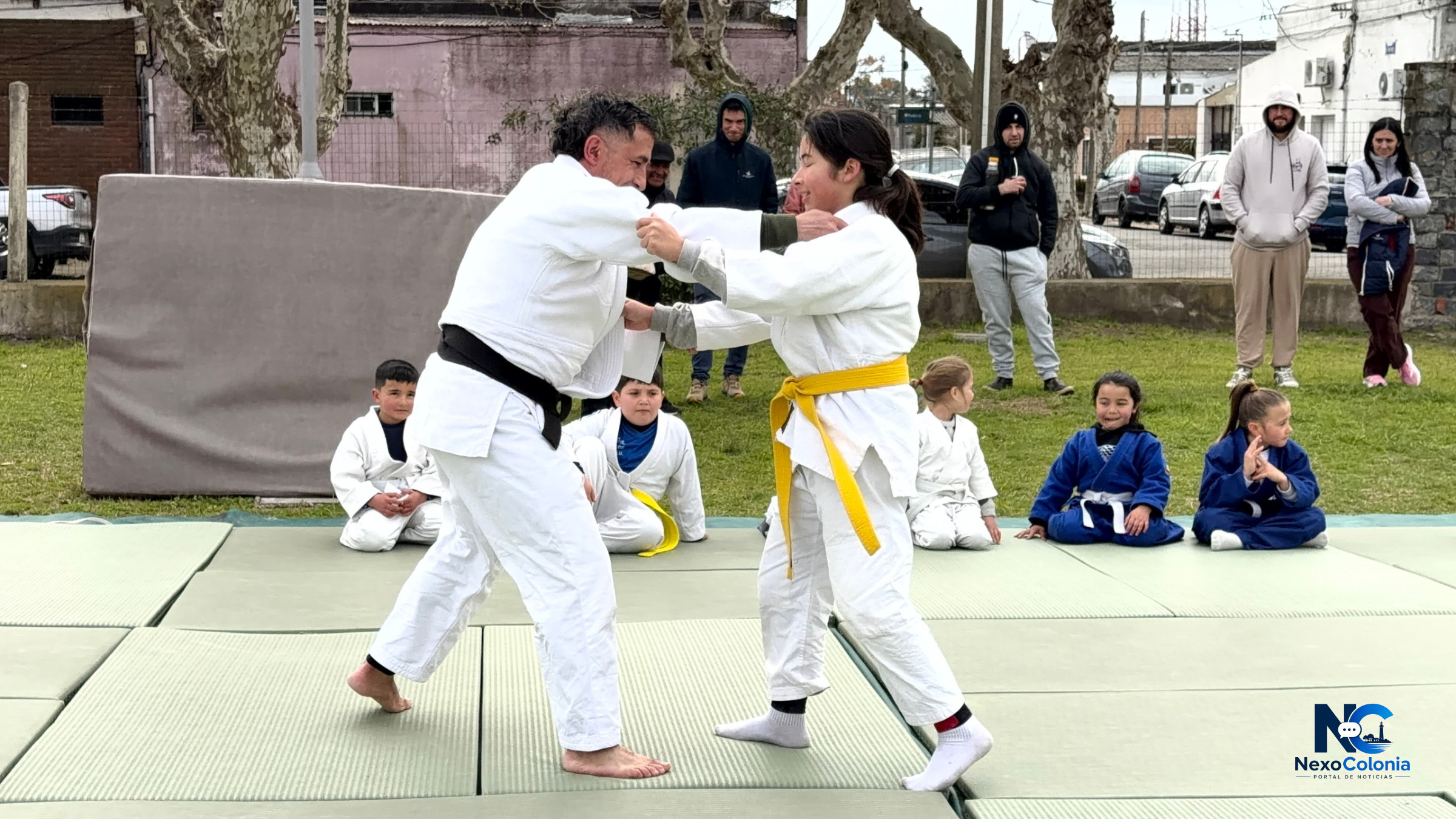 El Mes del Movimiento comenzó con una jornada de deportes de contacto en el E.P.I. — fotografía 3 de 6