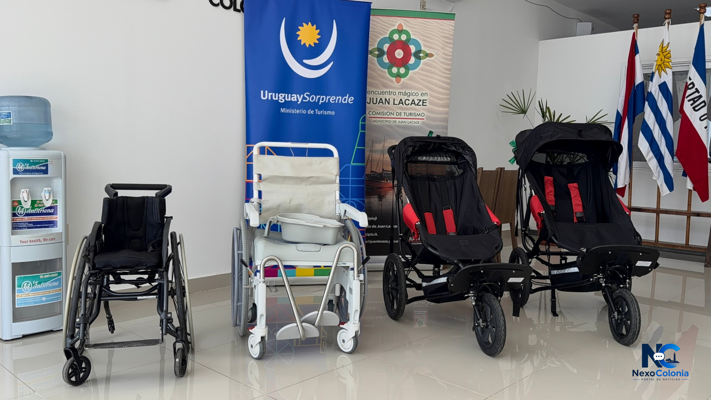 Ministro de Turismo Pablo Menoni visitó Juan Lacaze y entregó equipamiento para fortalecer la accesibilidad — fotografía 4 de 4